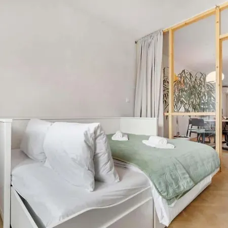 Vakantiehuis Elegant Escape - Modern & Bratislava