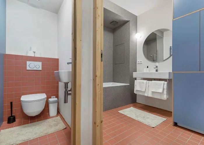 Elegant Escape - Modern & Bratislava