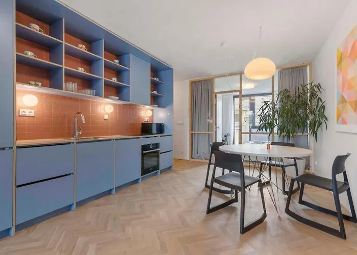 Elegant Escape - Modern & Bratislava