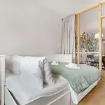 Feriehus Elegant Escape - Modern & Bratislava